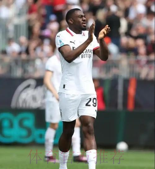 世体：皇马非常关注扎尼奥洛 准备与尤文竞争